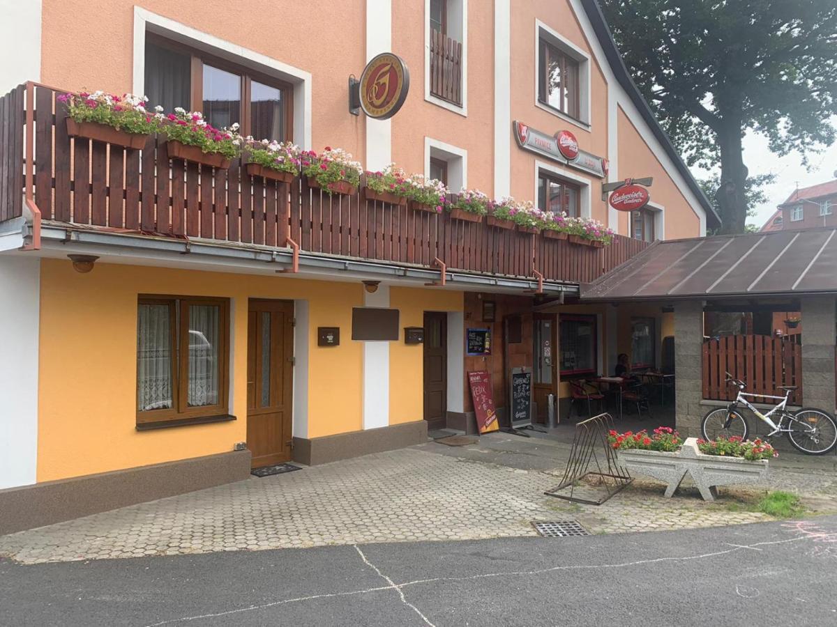 Maly Byt 1+1 Karlovy Vary Exterior photo